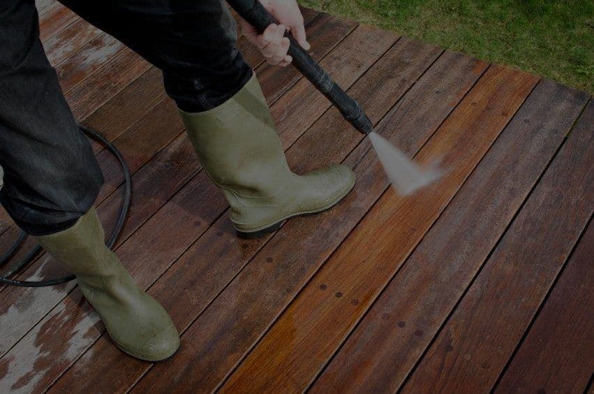 WHY HIRE PROFESSIONAL PRESSURE CLEANING SERVICES